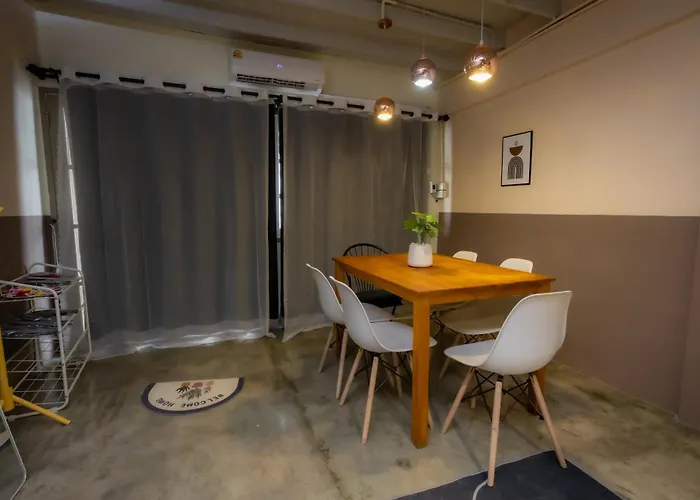 Whole Loft House Near Iconsiam In Middle Of Food Hotspot *